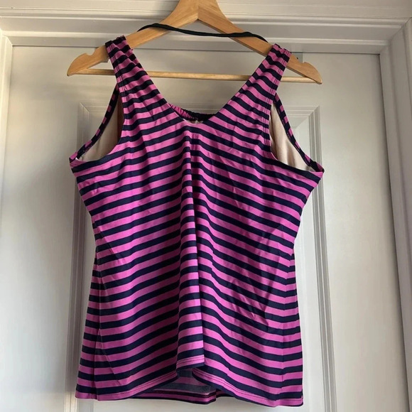 Swim top, tankini - Picture 4 of 5